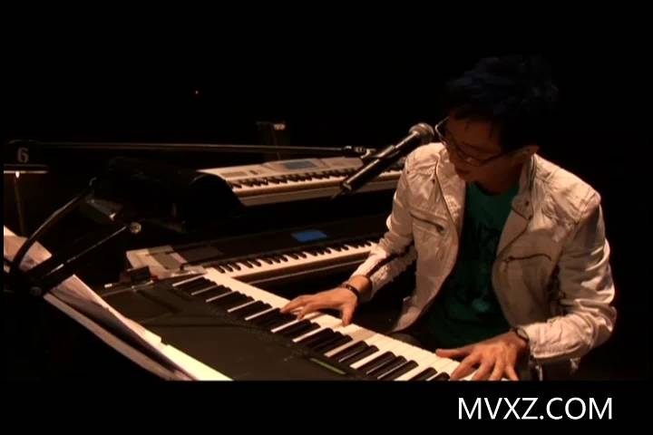 吕方 张学友-李香兰(演唱会)_粤语_合唱歌曲_MA302179